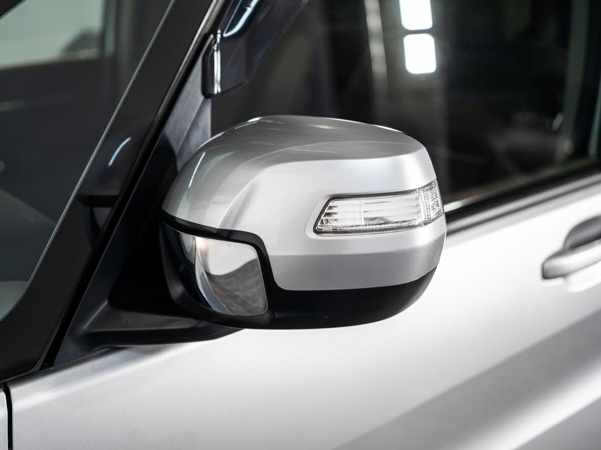 Honda Stepwgn 2015 - фото автомобиля