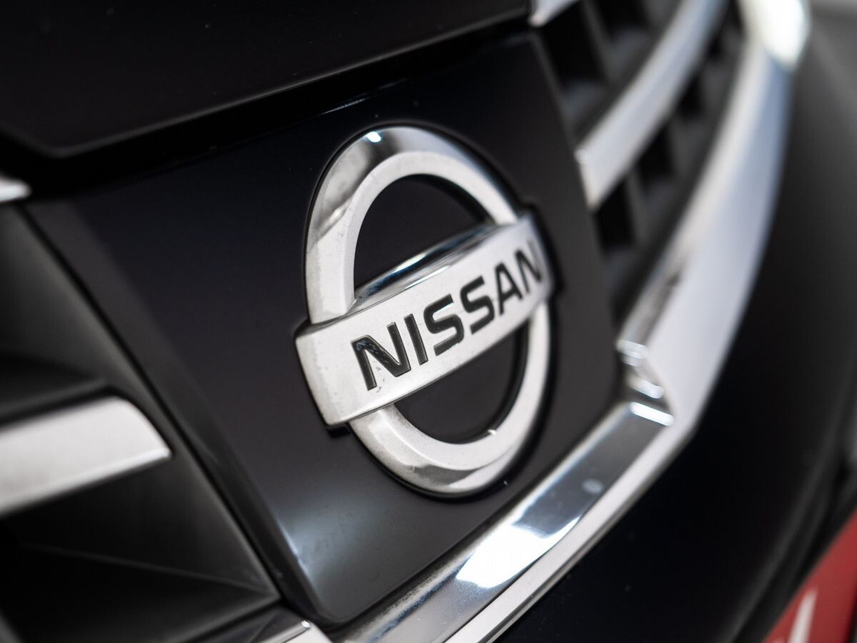 Nissan Tiida 2009 - фото автомобиля