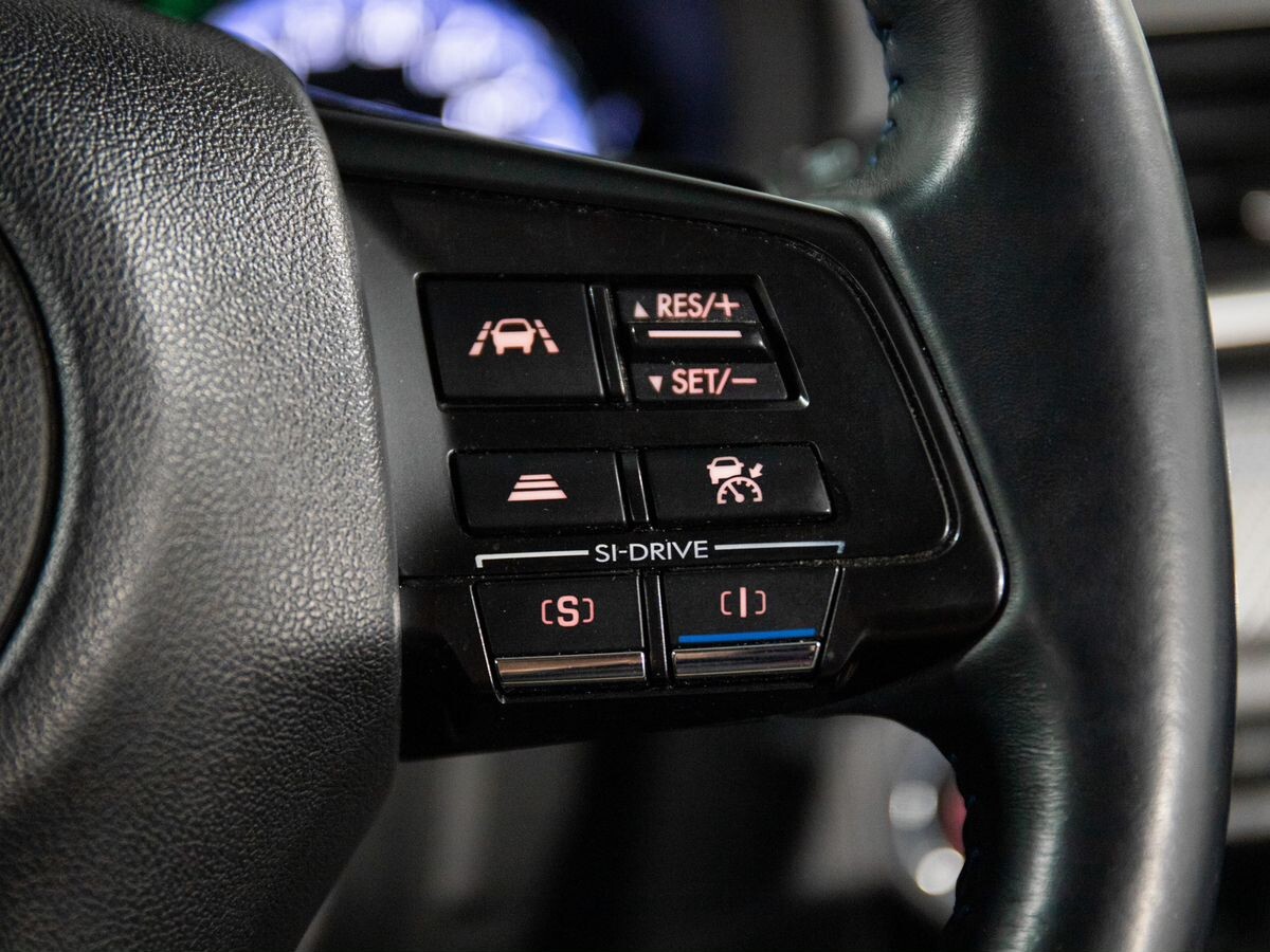 Subaru Levorg 2015 - фото автомобиля