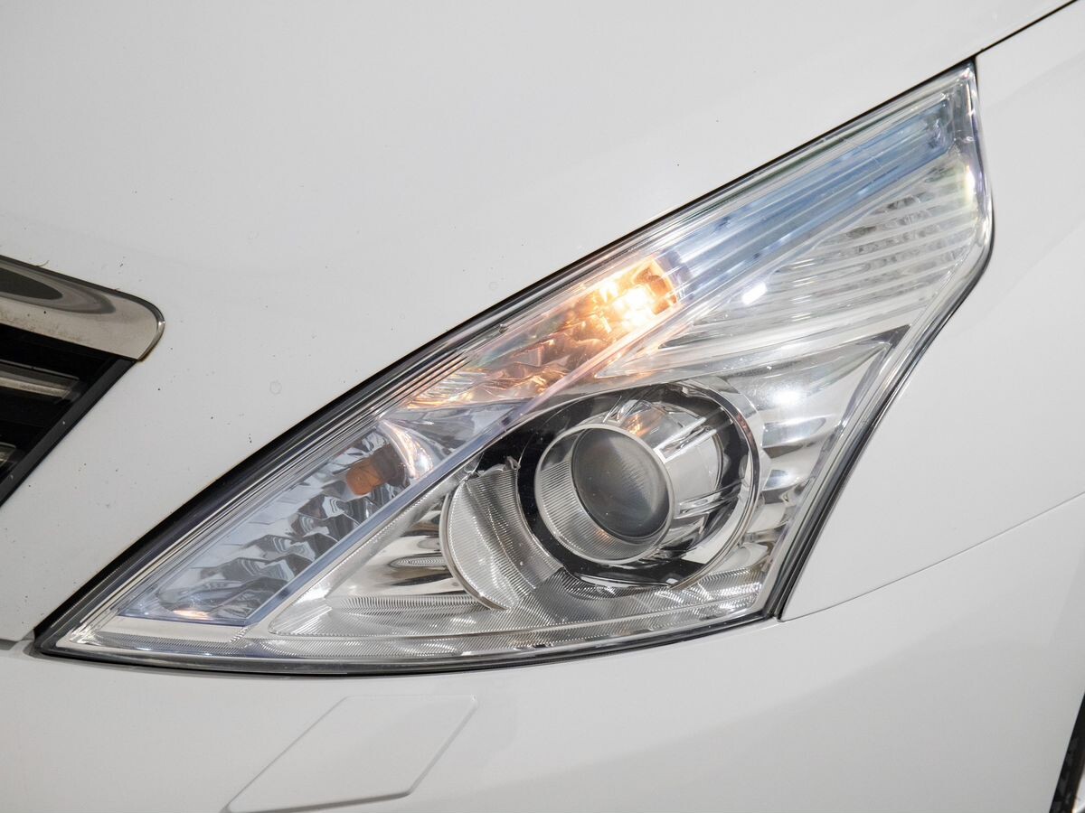 Nissan Teana 2011 - фото автомобиля