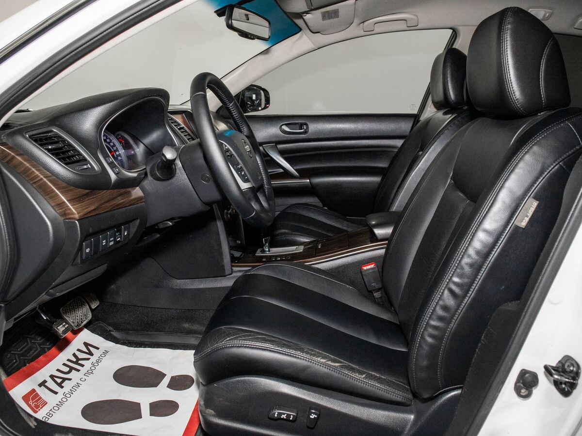 Nissan Teana 2011 - фото автомобиля