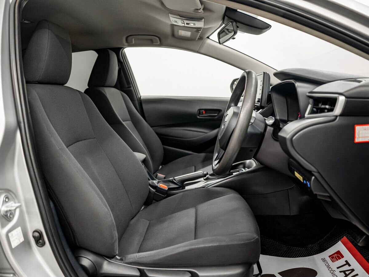 Toyota Corolla 2019 - фото автомобиля