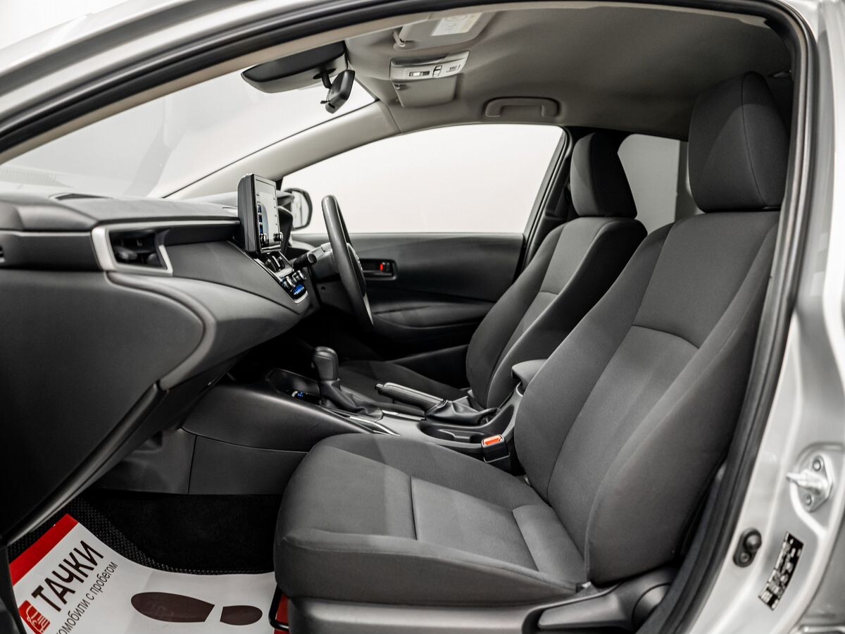 Toyota Corolla 2019 - фото автомобиля