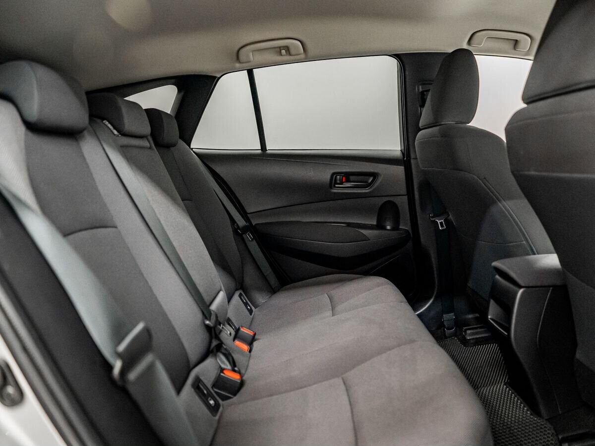 Toyota Corolla 2019 - фото автомобиля