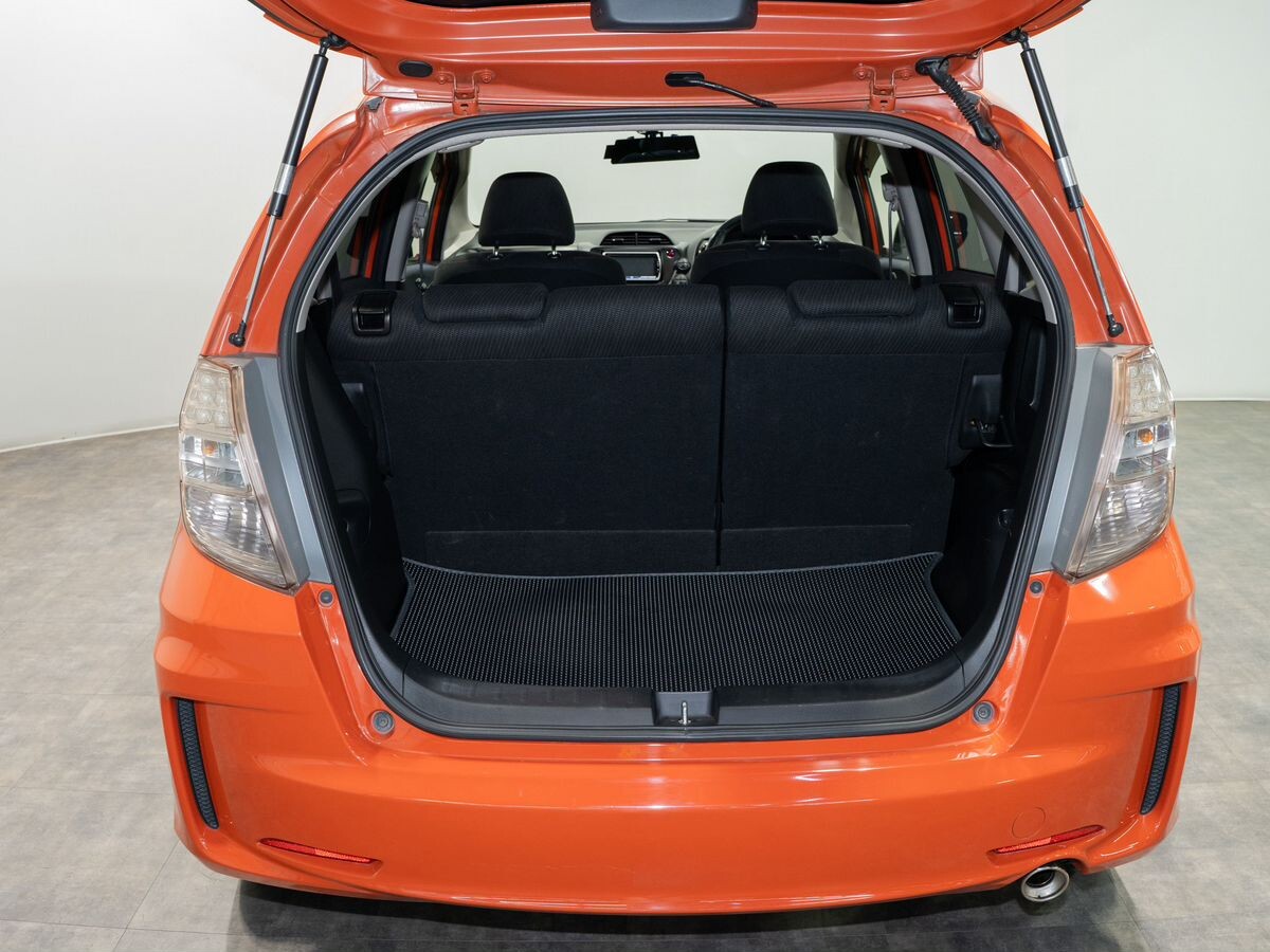 Honda Fit 2011 - фото автомобиля