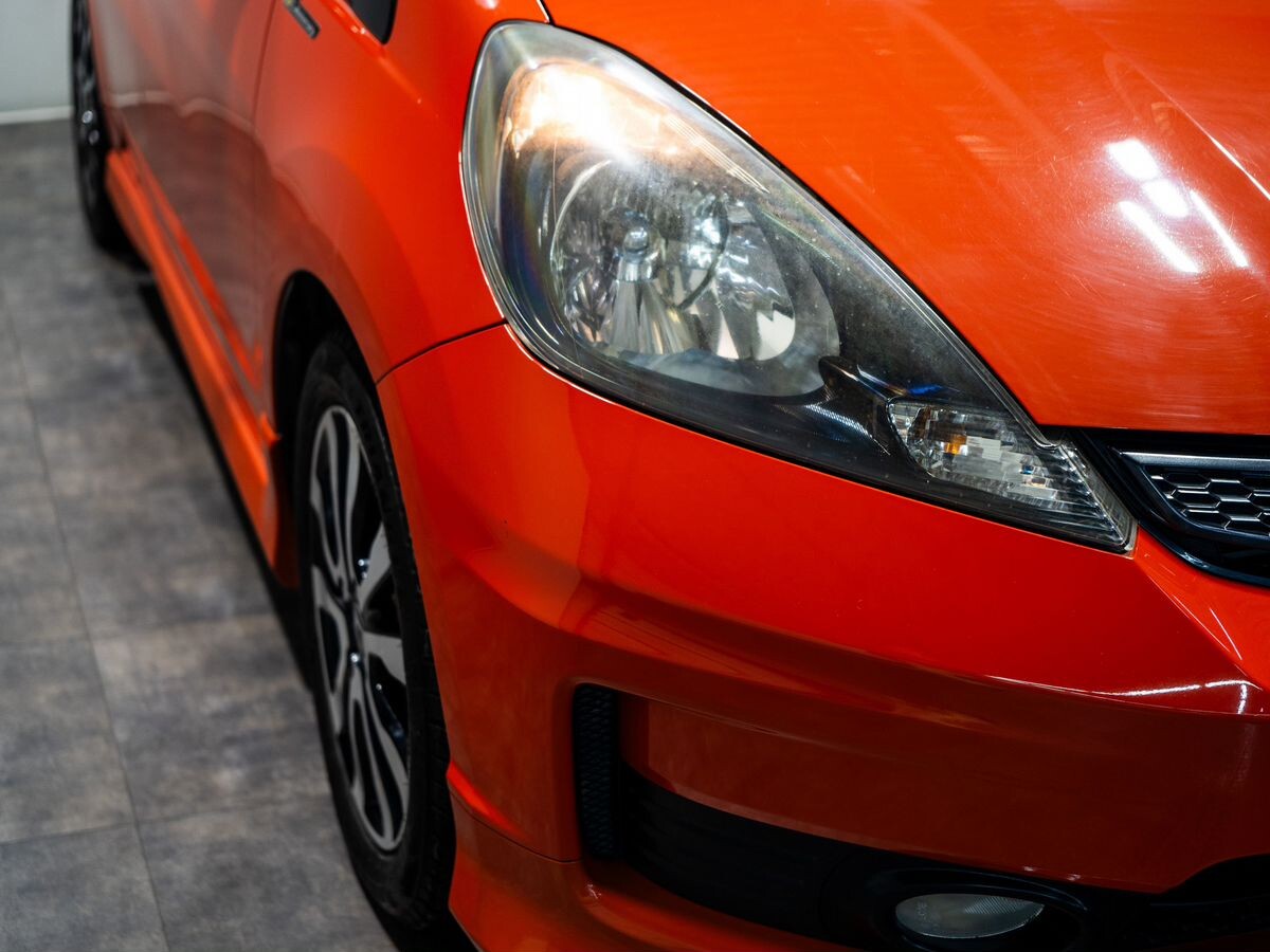 Honda Fit 2011 - фото автомобиля