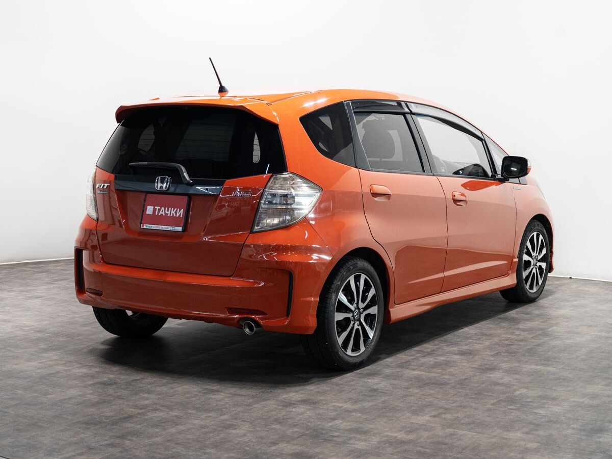Honda Fit 2011 - фото автомобиля