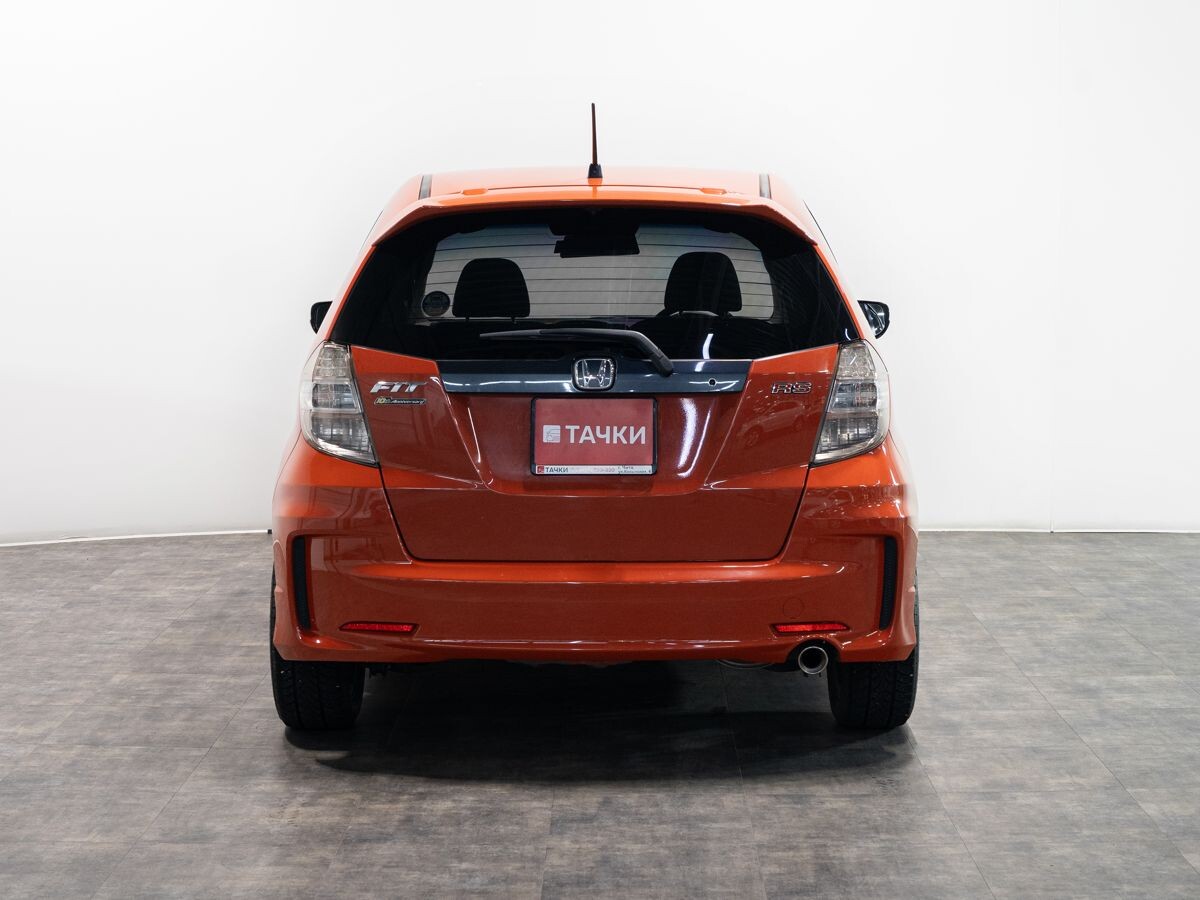 Honda Fit 2011 - фото автомобиля