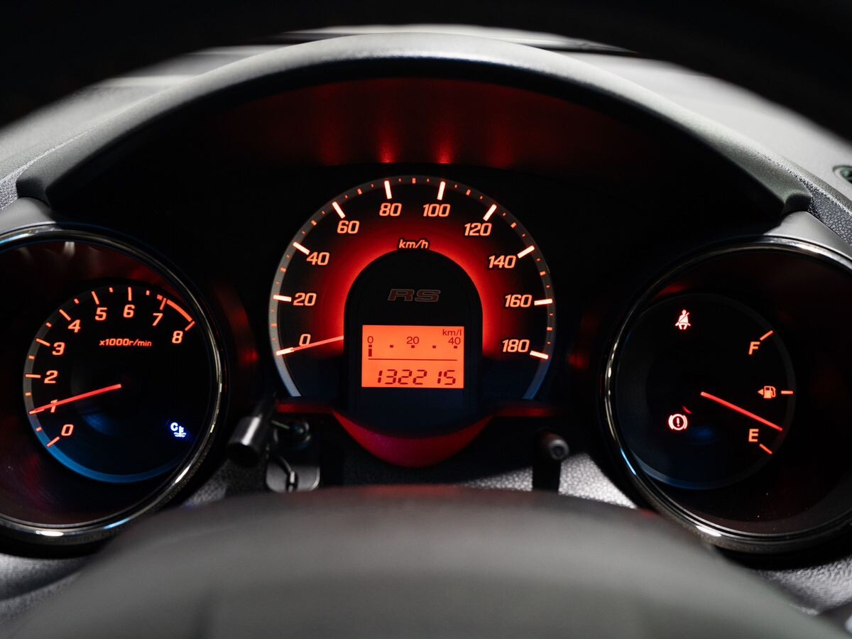 Honda Fit 2011 - фото автомобиля