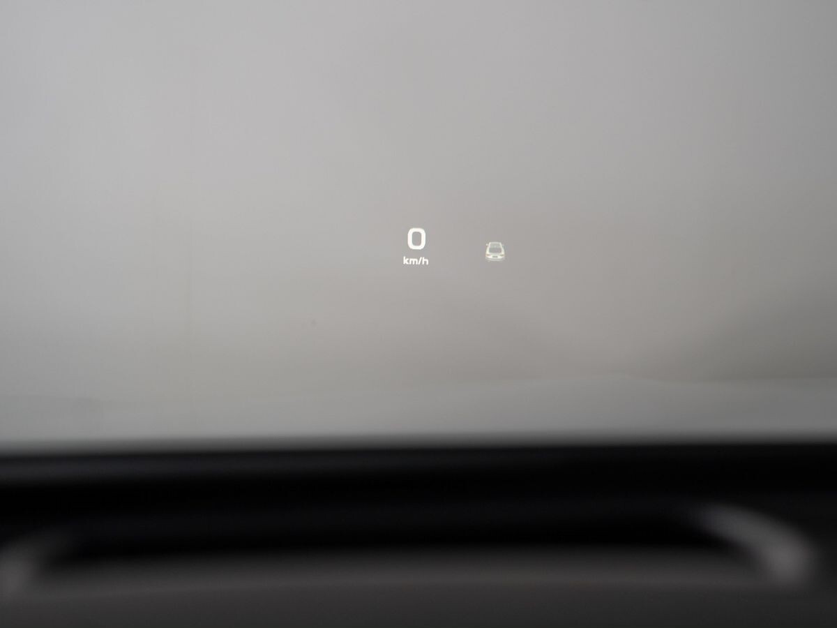 Geely Tugella 2024 - фото автомобиля