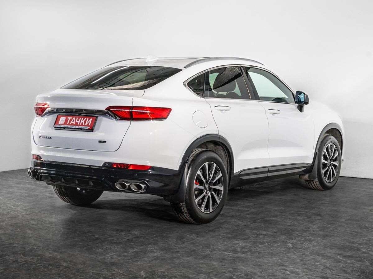 Geely Tugella 2024 - фото автомобиля