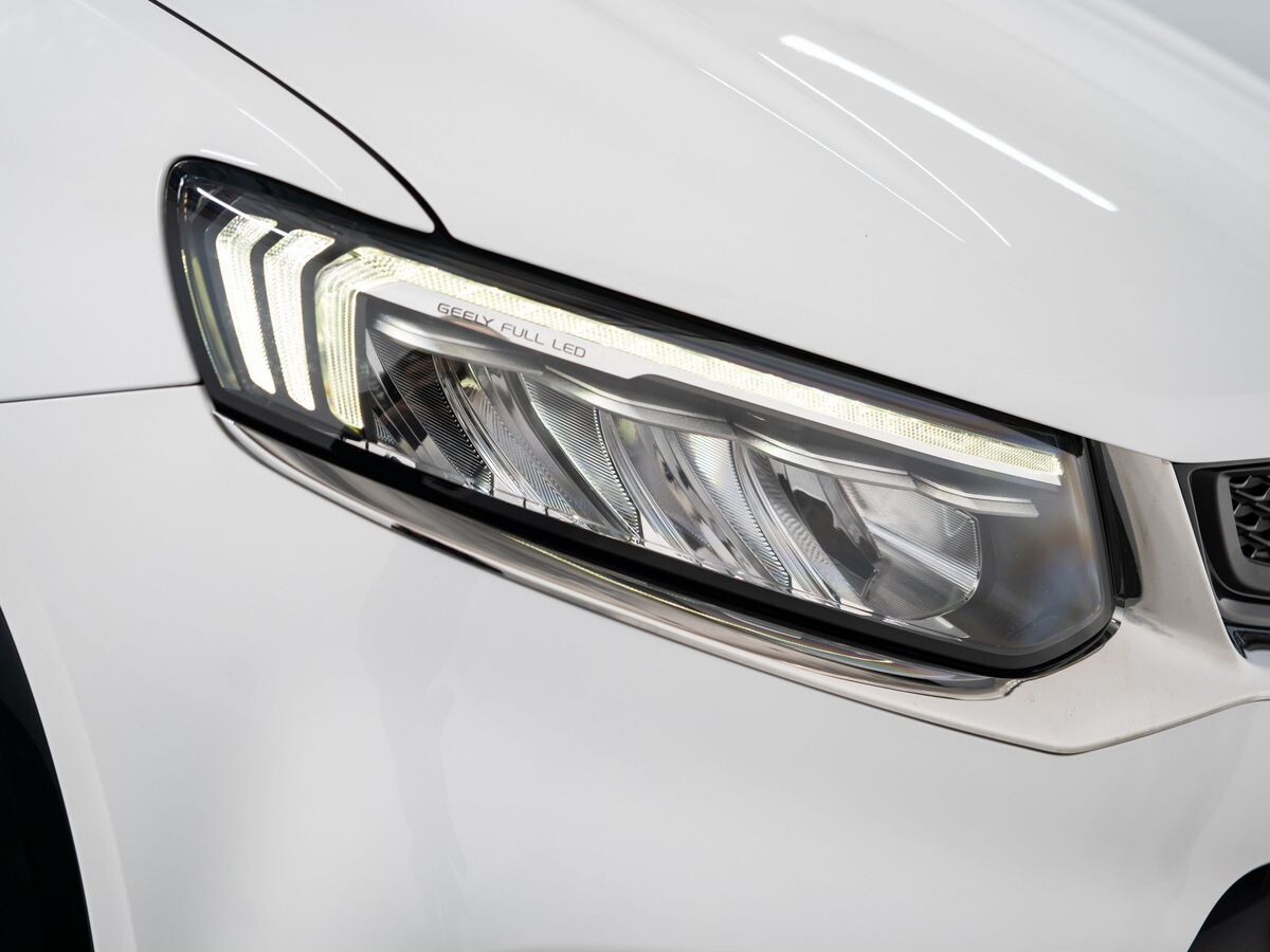 Geely Tugella 2024 - фото автомобиля