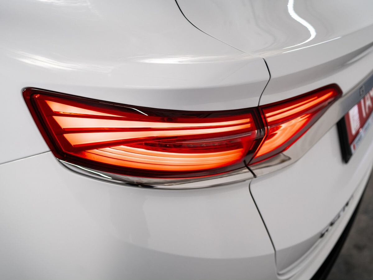 Geely Tugella 2024 - фото автомобиля