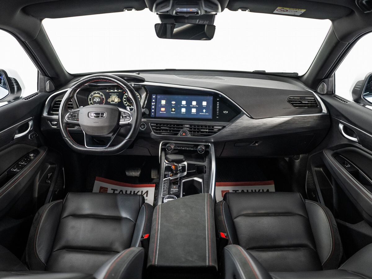 Geely Tugella 2024 - фото автомобиля