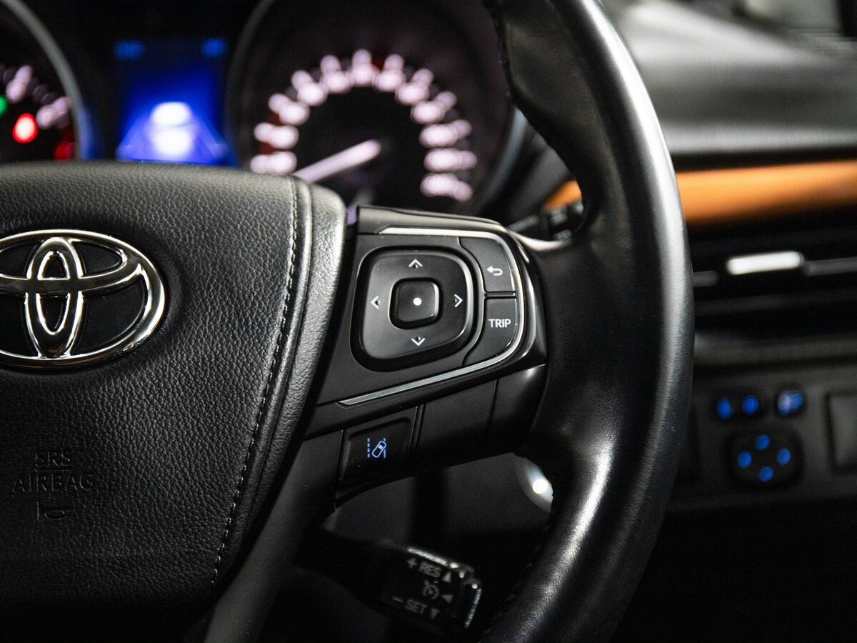 Toyota Avensis 2016 - фото автомобиля