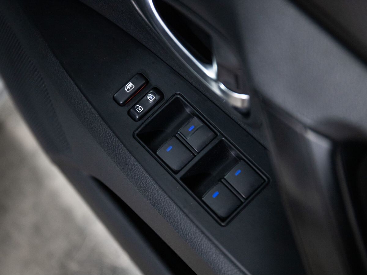 Toyota Avensis 2016 - фото автомобиля