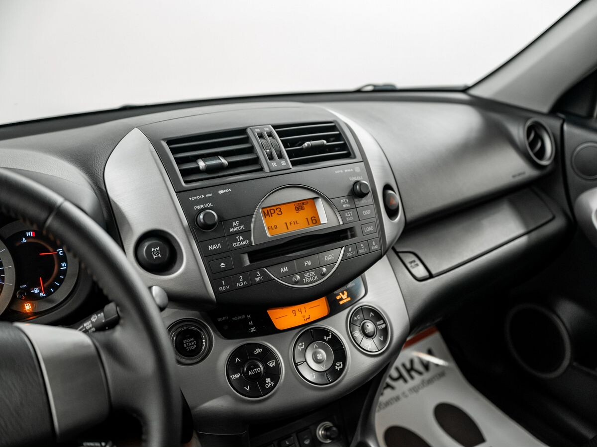 Toyota RAV4 2008 - фото автомобиля