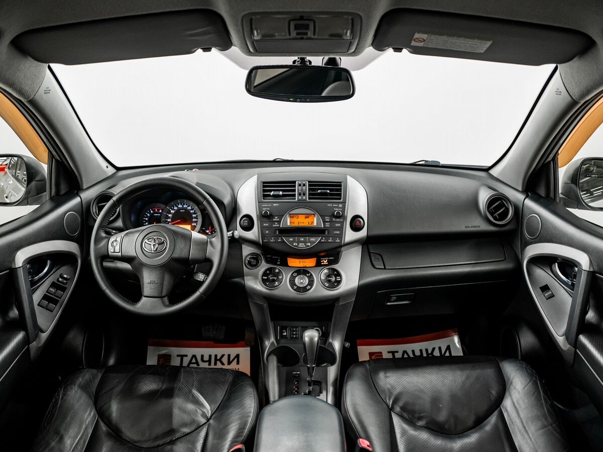 Toyota RAV4 2008 - фото автомобиля