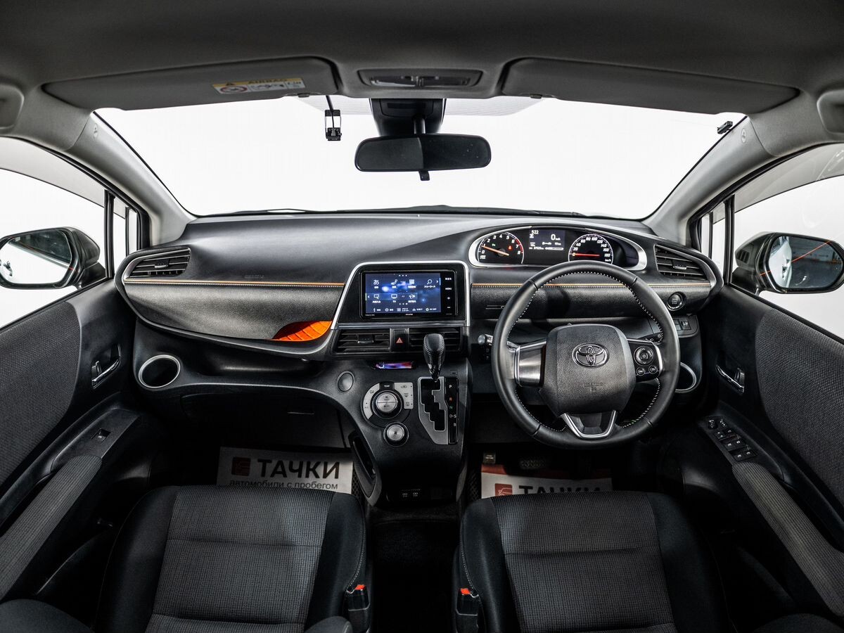 Toyota Sienta 2019 - фото автомобиля
