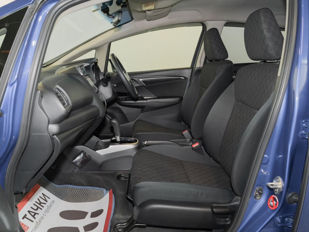 Honda Fit 2015 - фото автомобиля