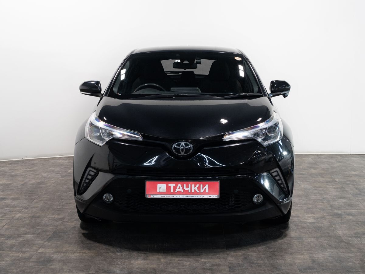 Toyota C-HR 2019 - фото автомобиля
