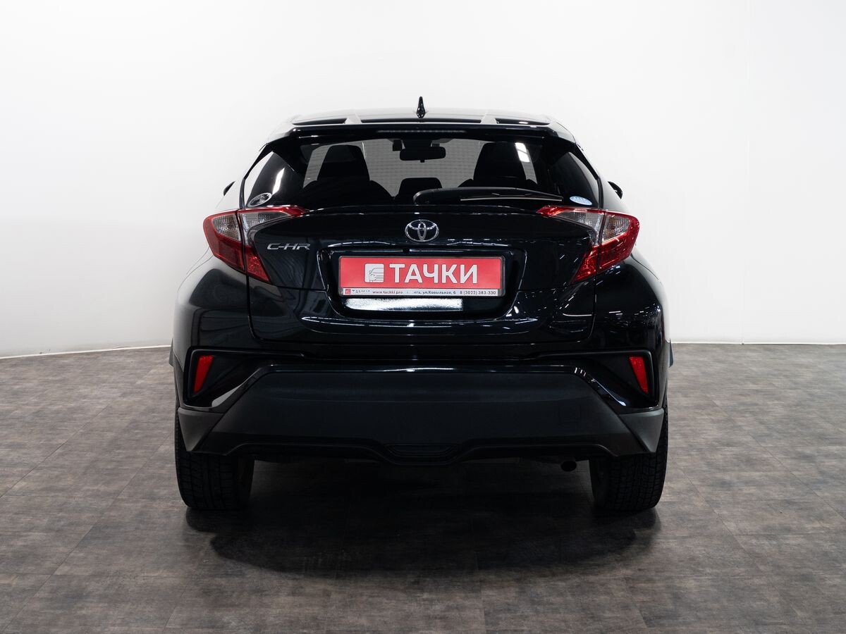 Toyota C-HR 2019 - фото автомобиля