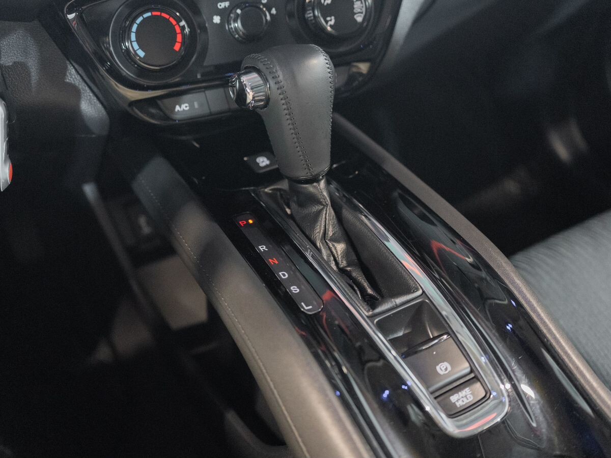 Honda Vezel 2021 - фото автомобиля