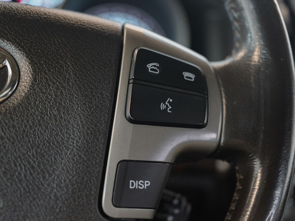 Toyota Land Cruiser 2008 - фото автомобиля
