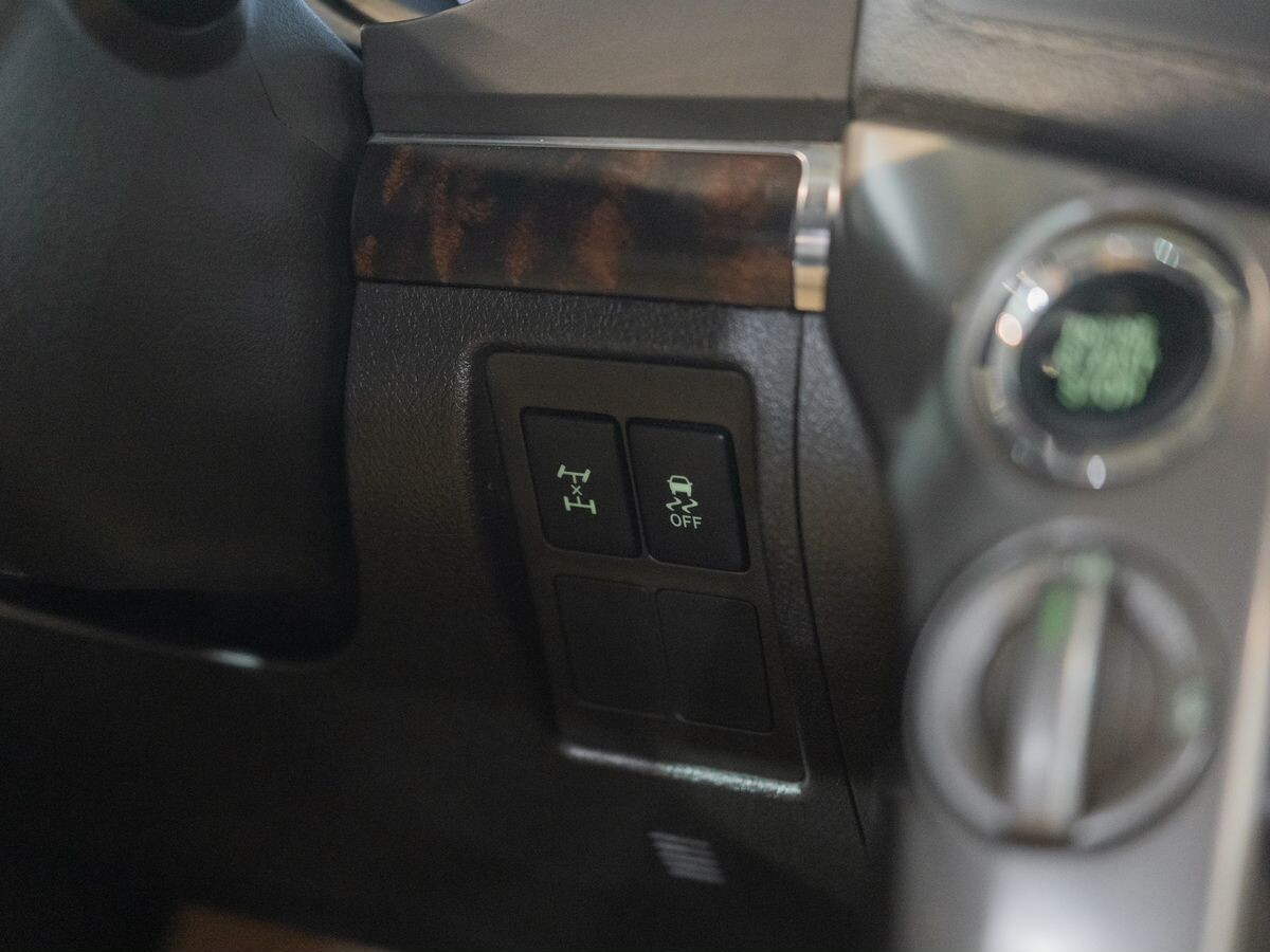Toyota Land Cruiser 2008 - фото автомобиля