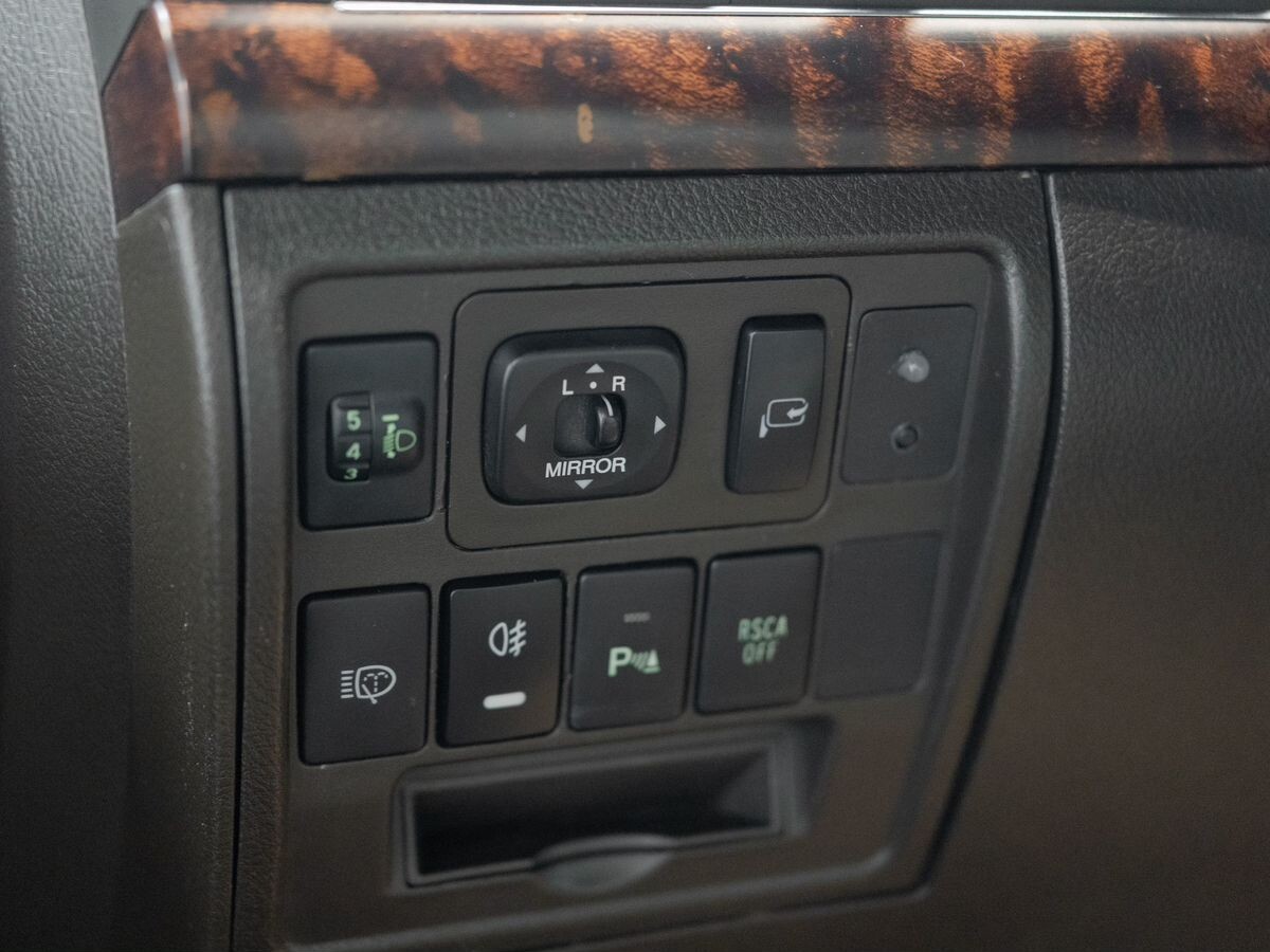 Toyota Land Cruiser 2008 - фото автомобиля