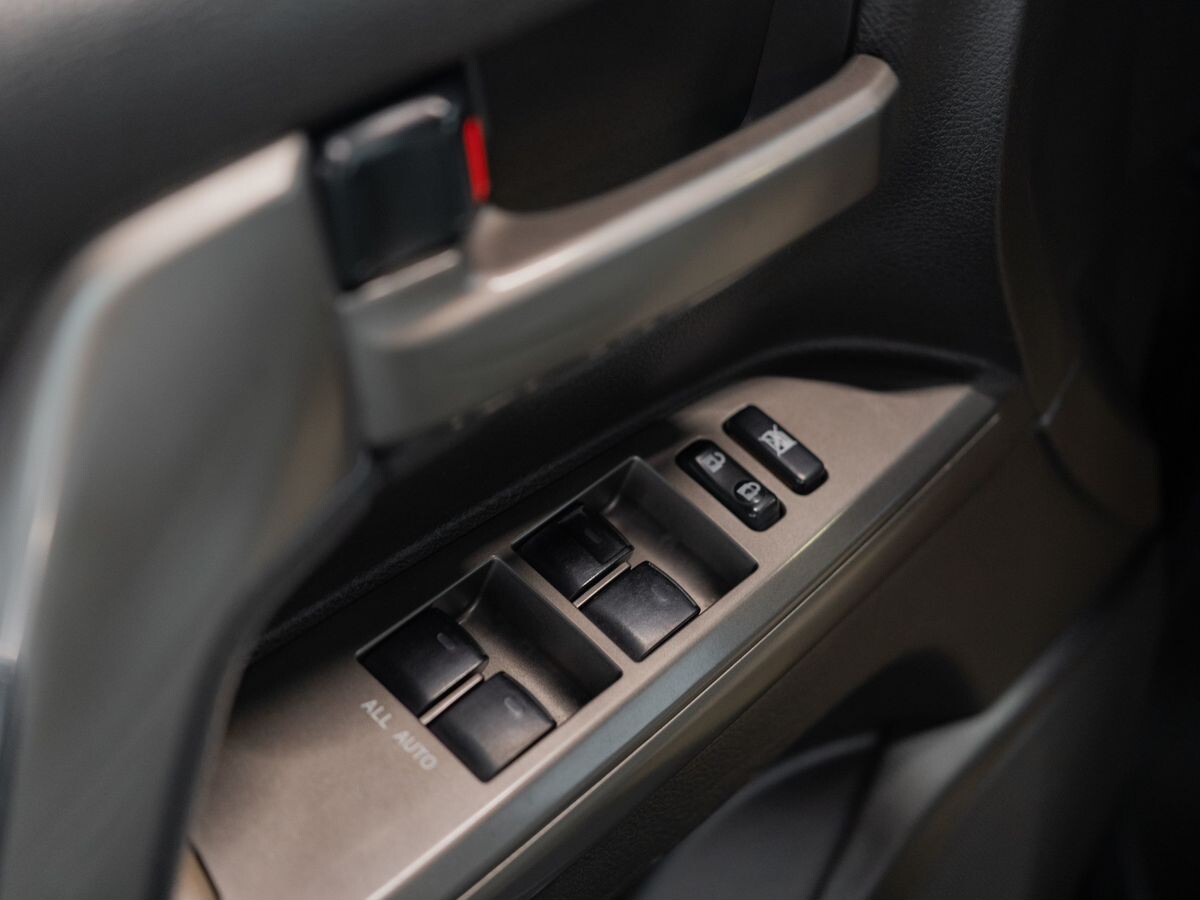 Toyota Land Cruiser 2008 - фото автомобиля