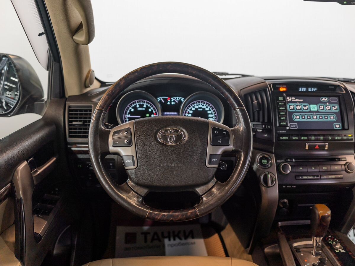 Toyota Land Cruiser 2008 - фото автомобиля