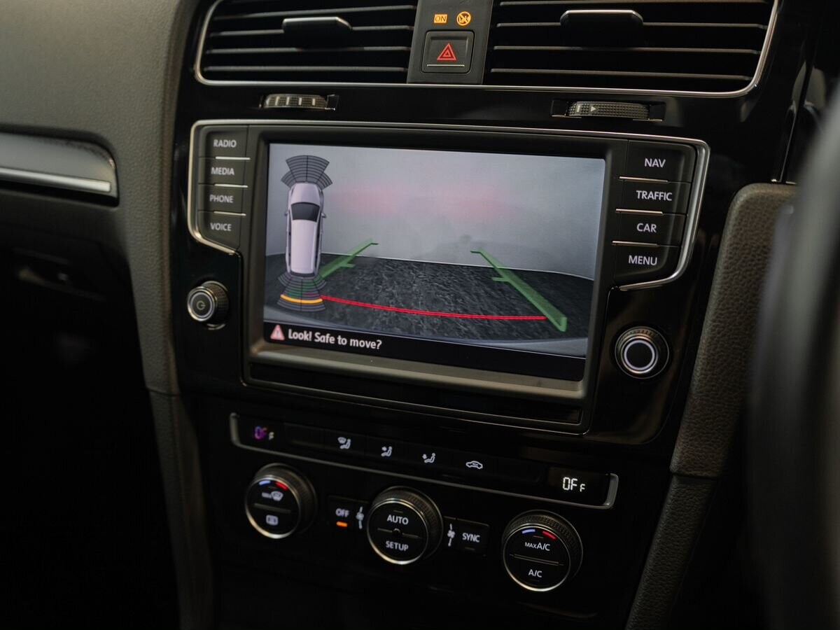 Volkswagen Golf 2014 - фото автомобиля