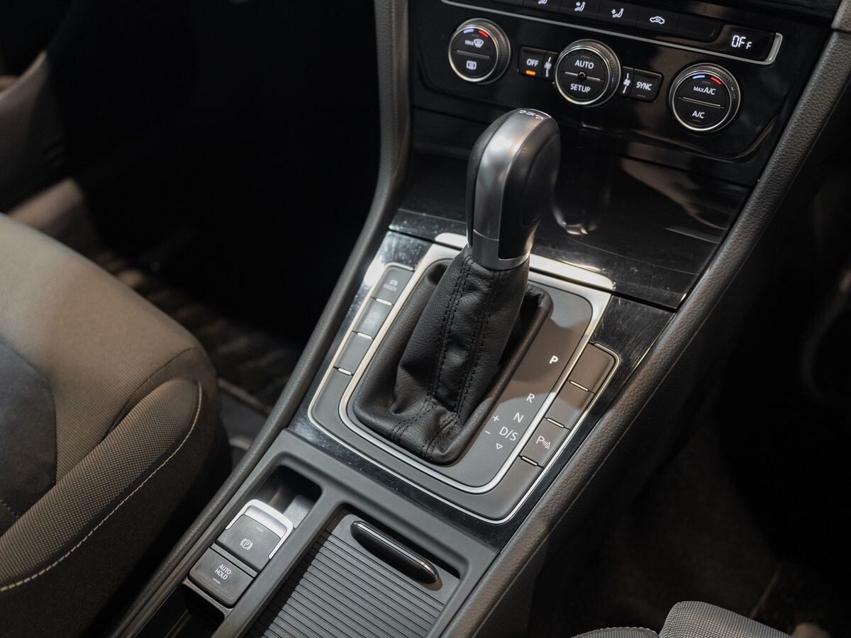 Volkswagen Golf 2014 - фото автомобиля