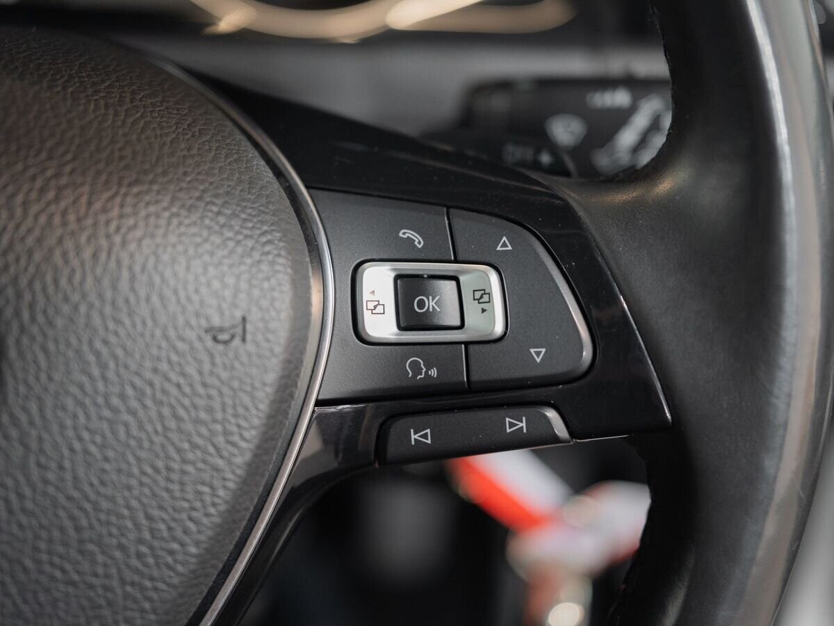 Volkswagen Golf 2014 - фото автомобиля