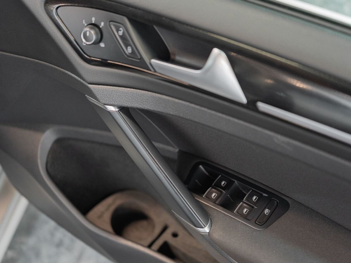 Volkswagen Golf 2014 - фото автомобиля