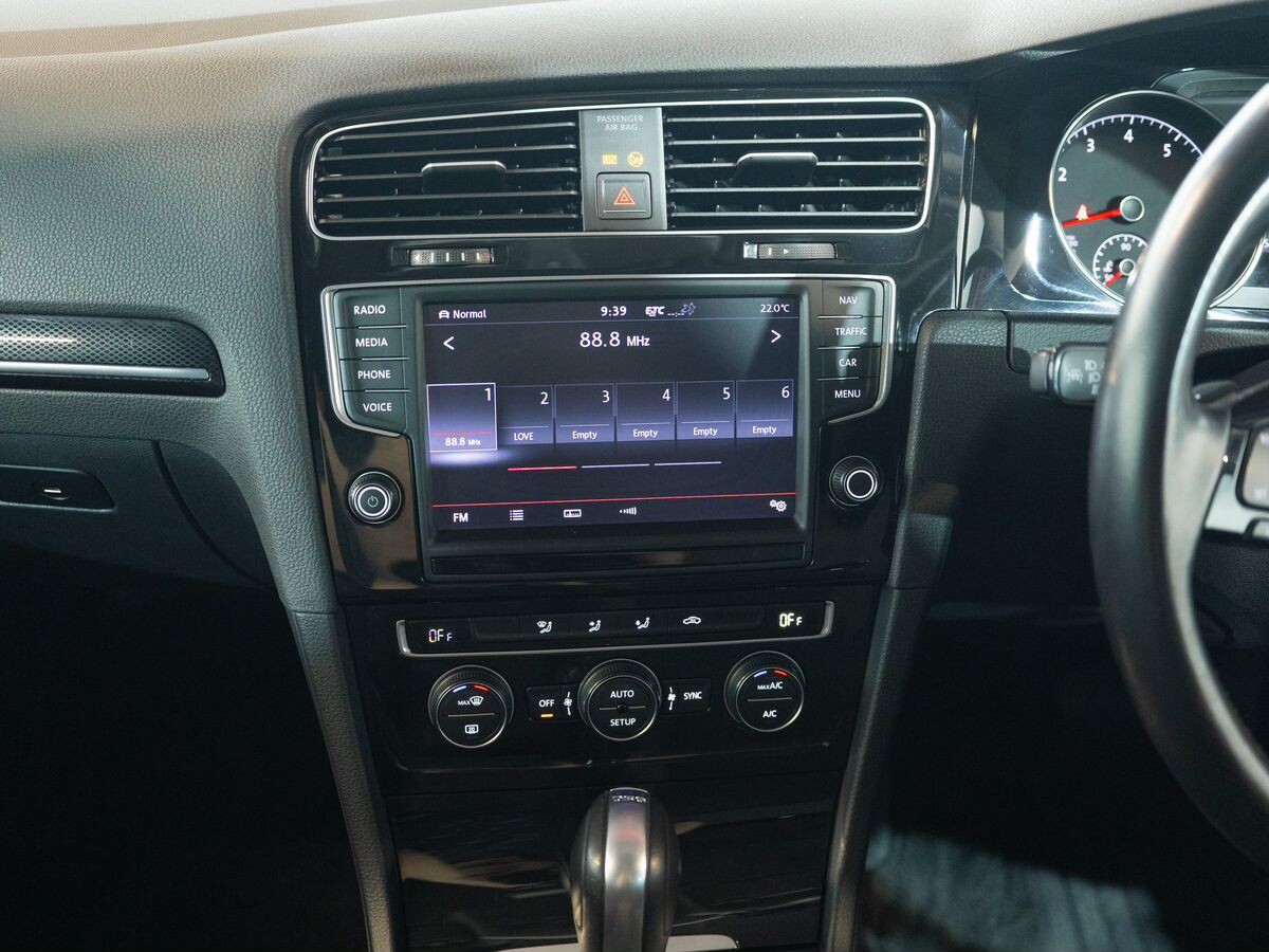 Volkswagen Golf 2014 - фото автомобиля