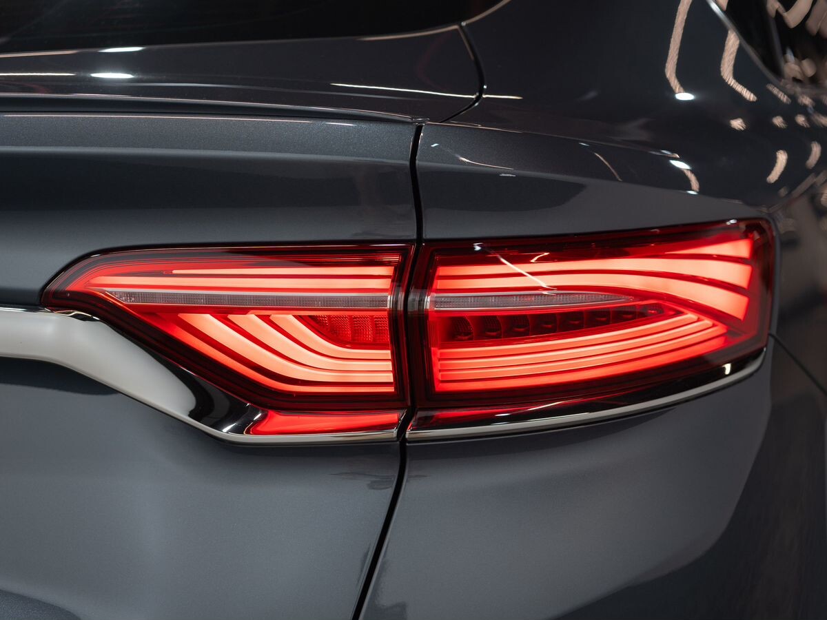 Geely Tugella 2019 - фото автомобиля