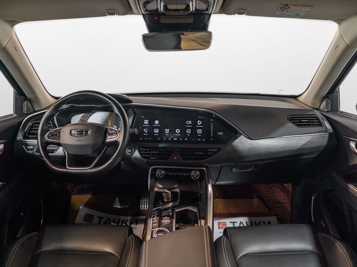Geely Tugella 2019 - фото автомобиля