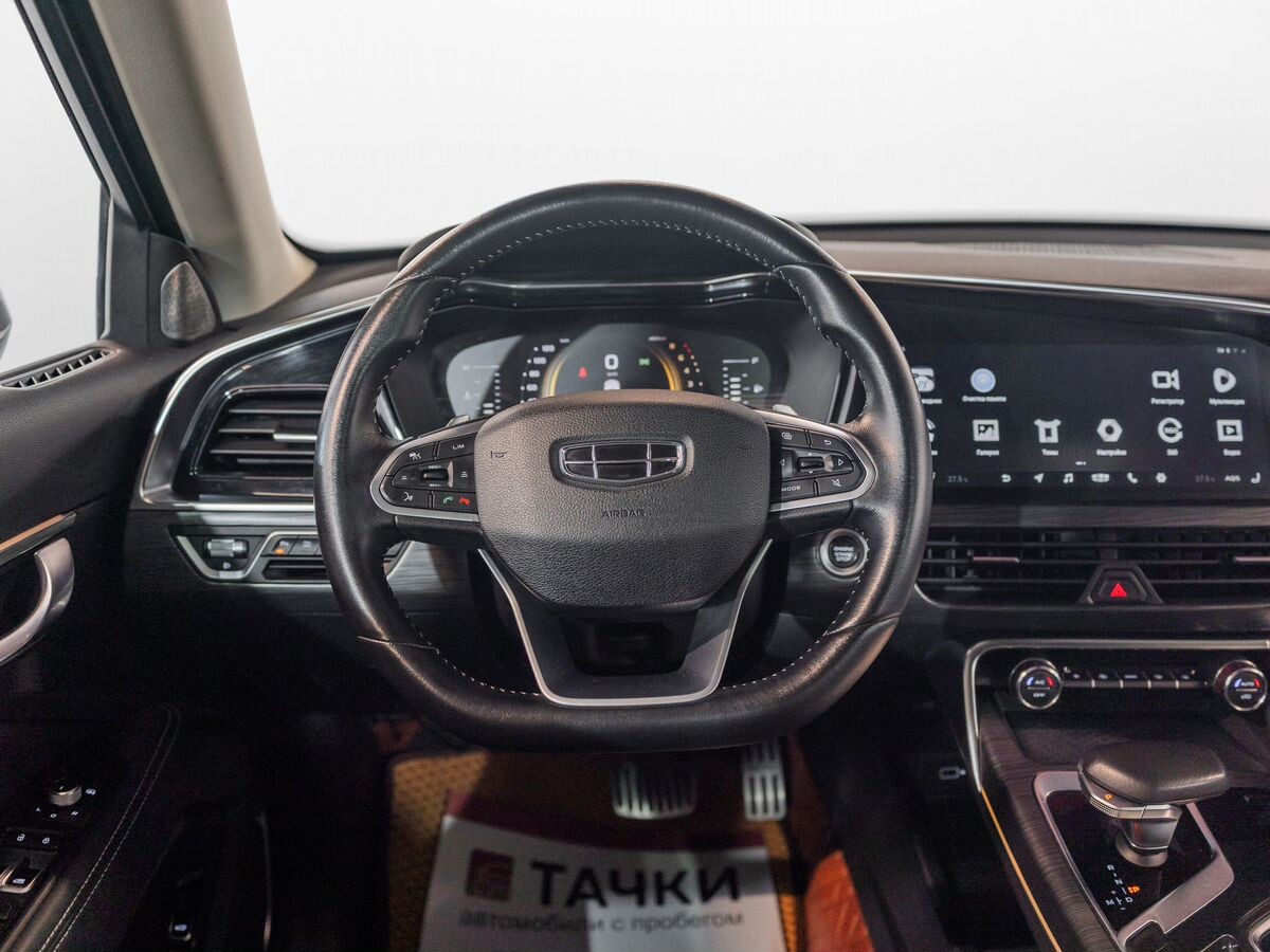 Geely Tugella 2019 - фото автомобиля