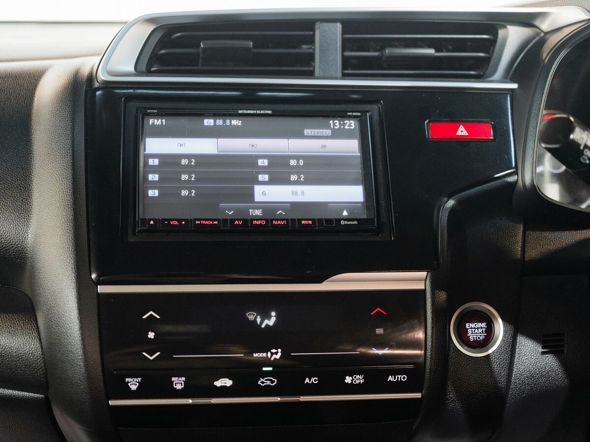 Honda Fit 2016 - фото автомобиля