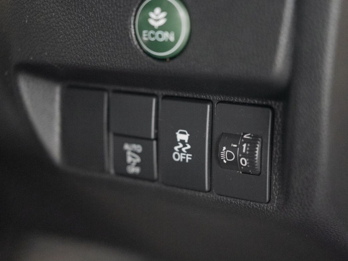 Honda Fit 2016 - фото автомобиля