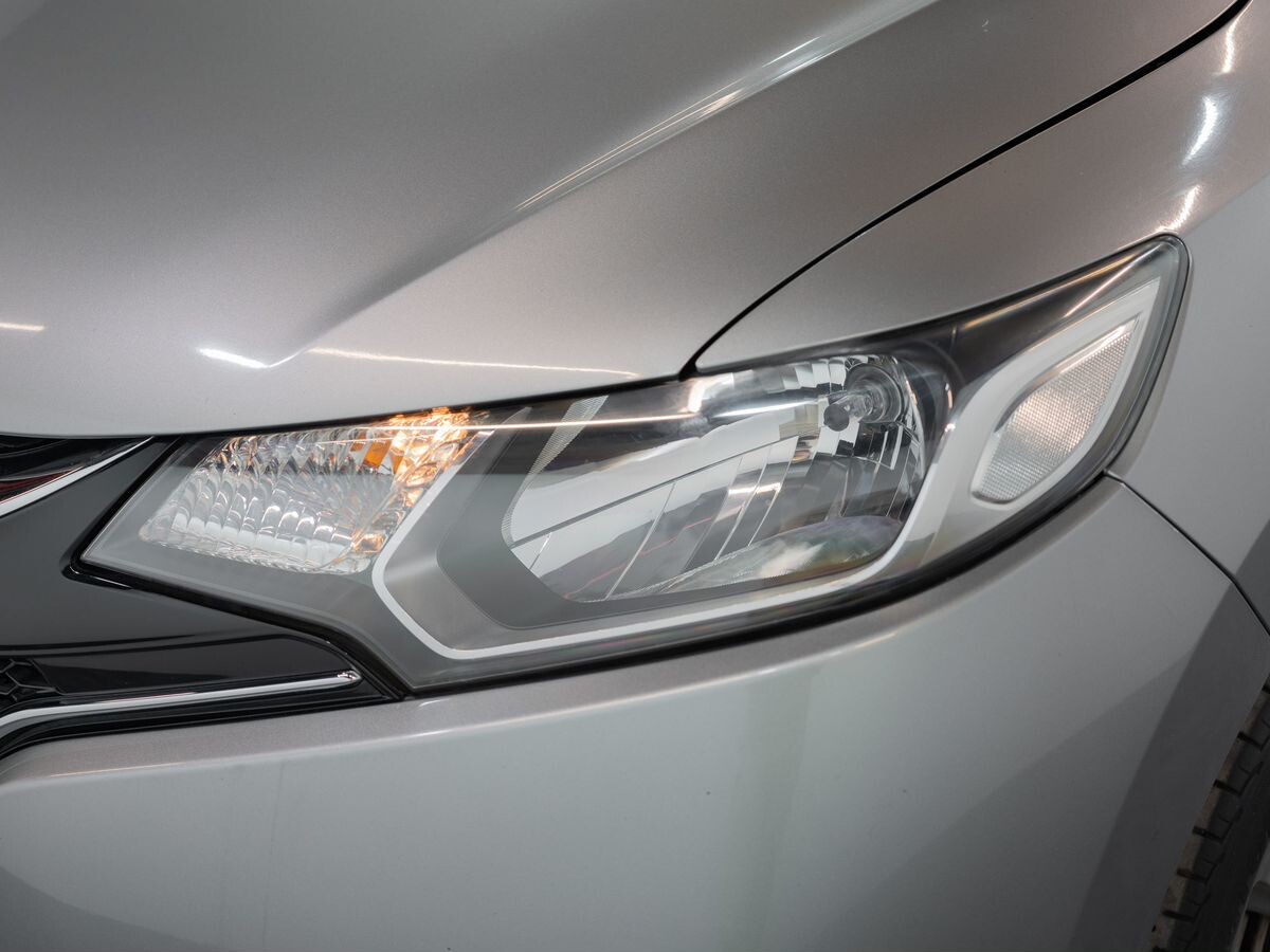 Honda Fit 2016 - фото автомобиля