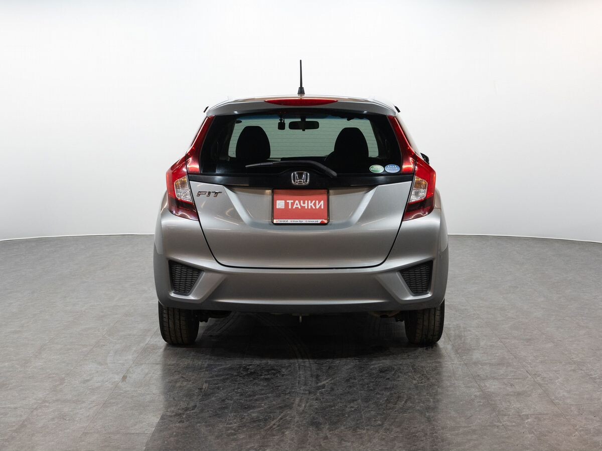 Honda Fit 2016 - фото автомобиля