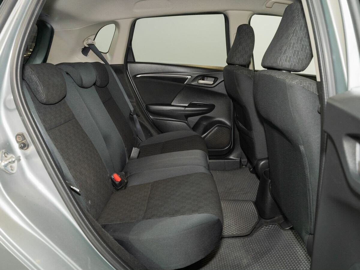 Honda Fit 2016 - фото автомобиля