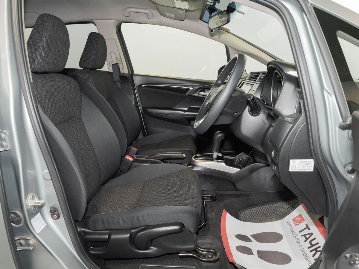 Honda Fit 2016 - фото автомобиля