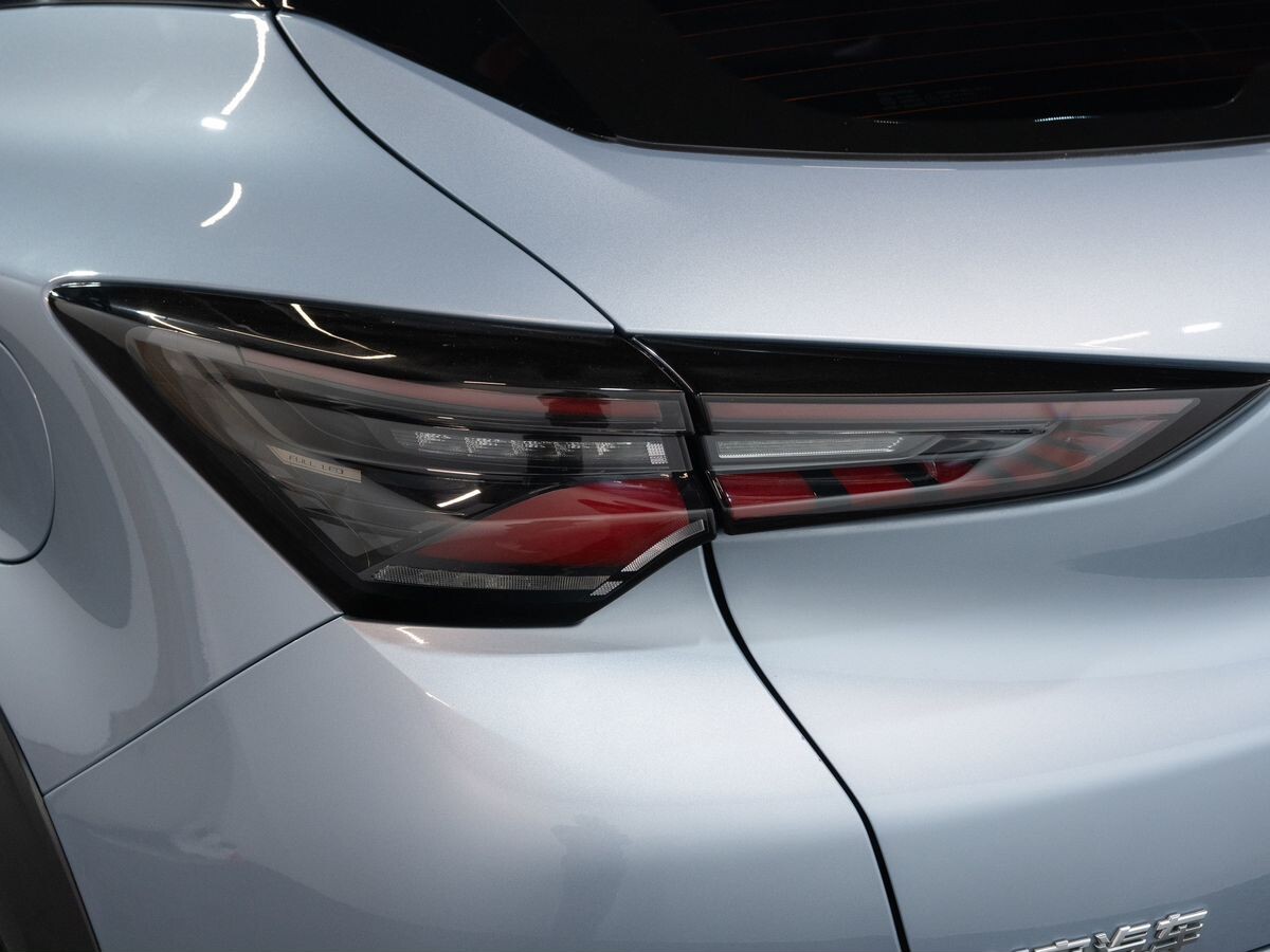Changan UNI-T 2022 - фото автомобиля