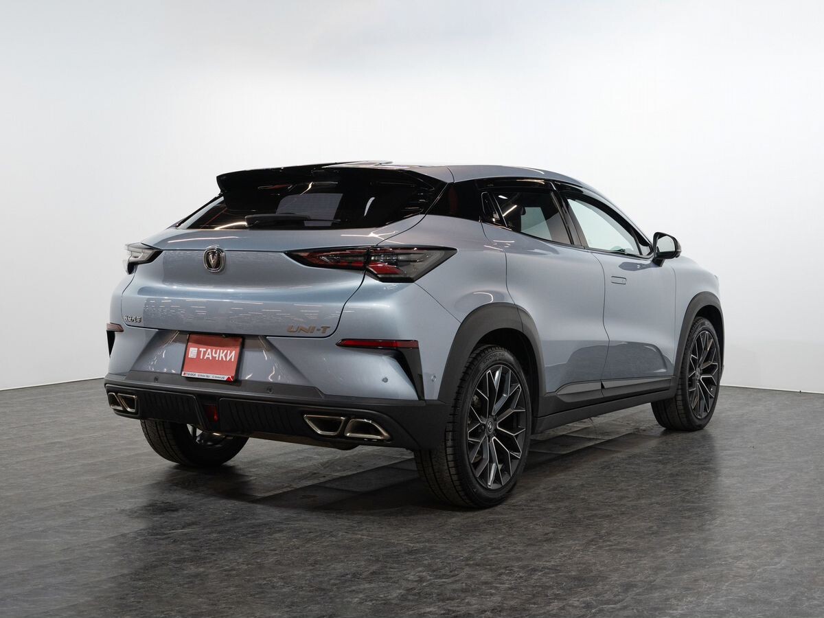 Changan UNI-T 2022 - фото автомобиля
