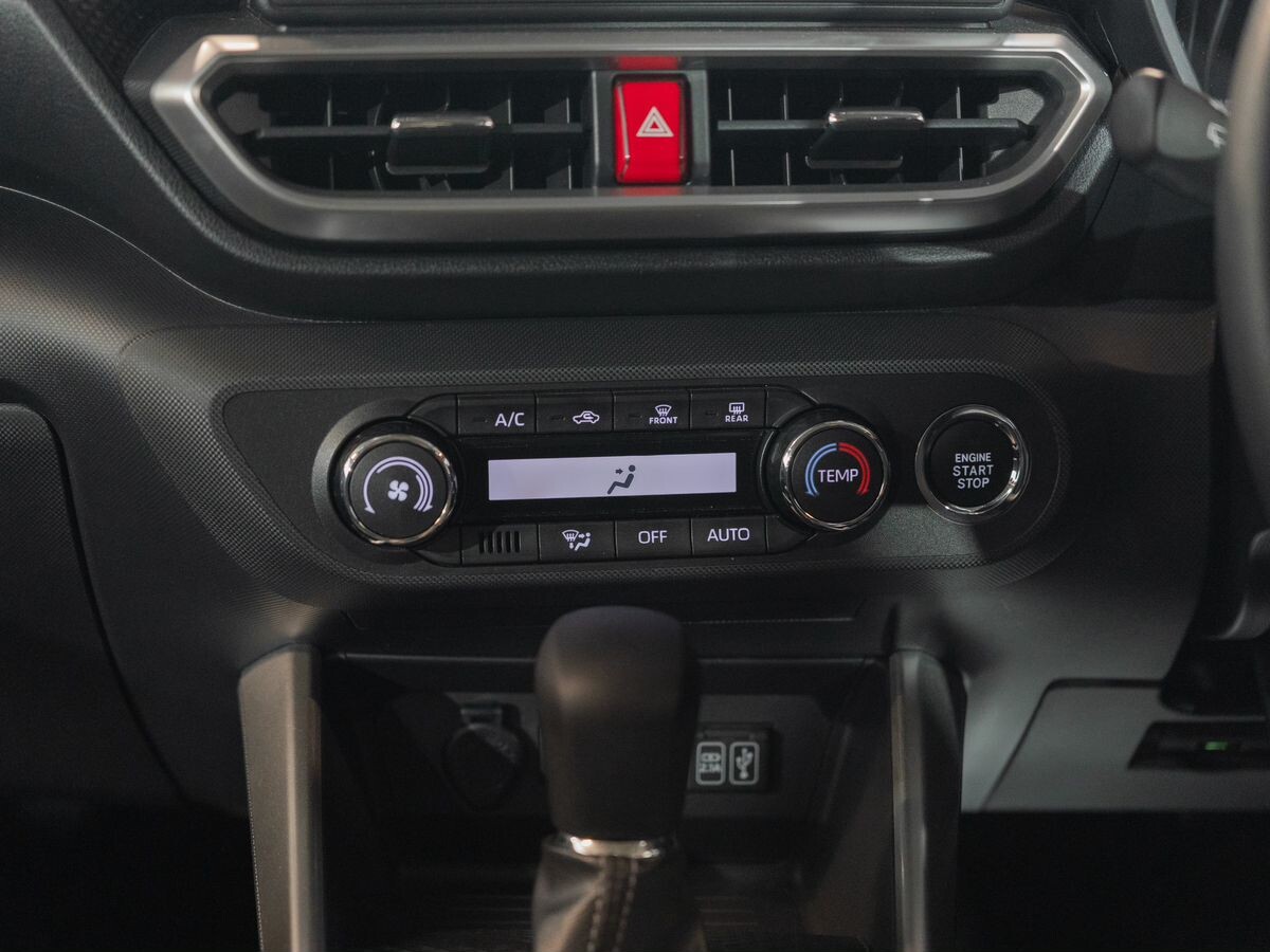 Daihatsu Rocky 2020 - фото автомобиля