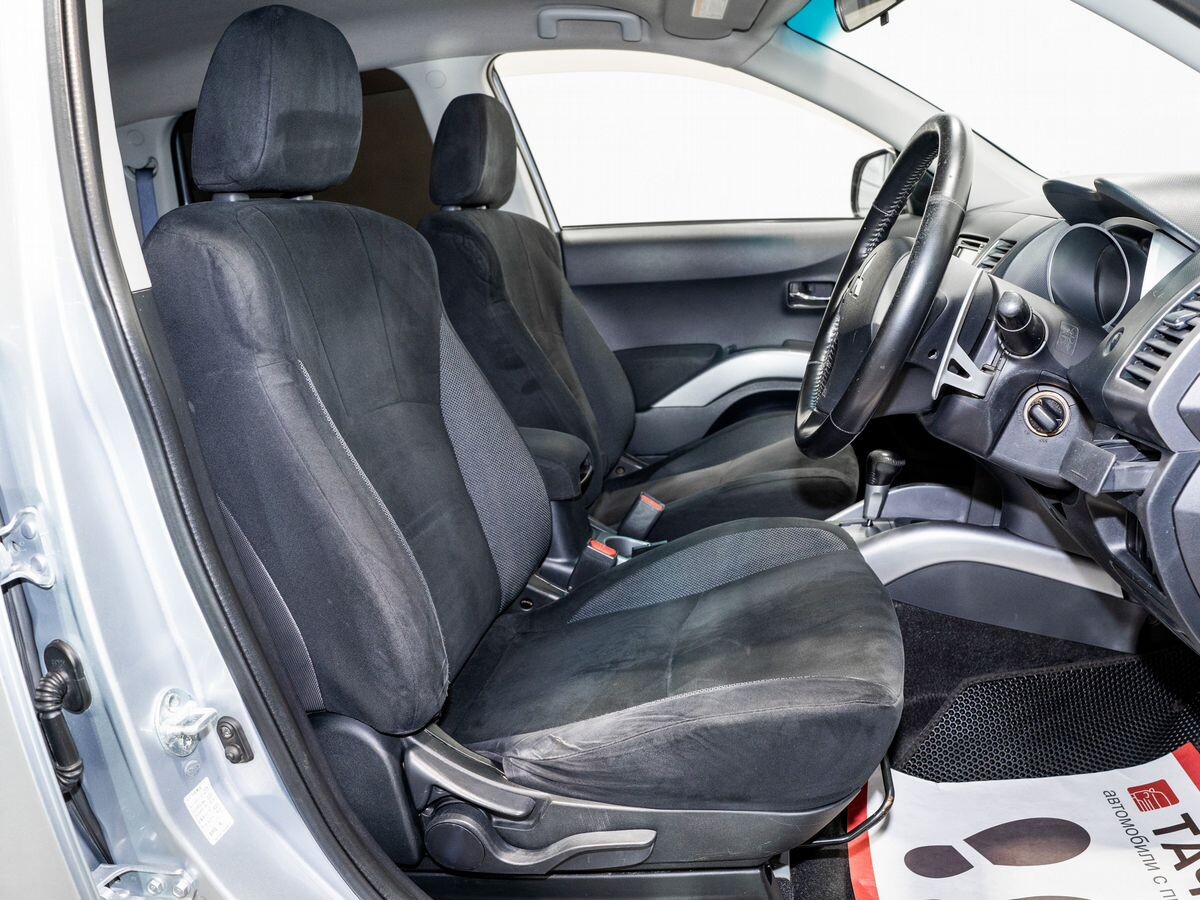 Mitsubishi Outlander 2006 - фото автомобиля